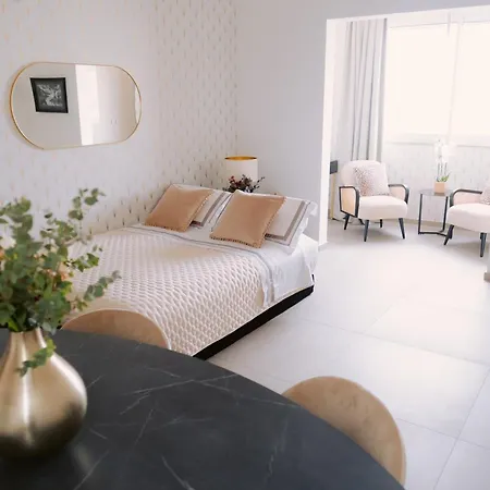 Via Dante Luxury شقة *